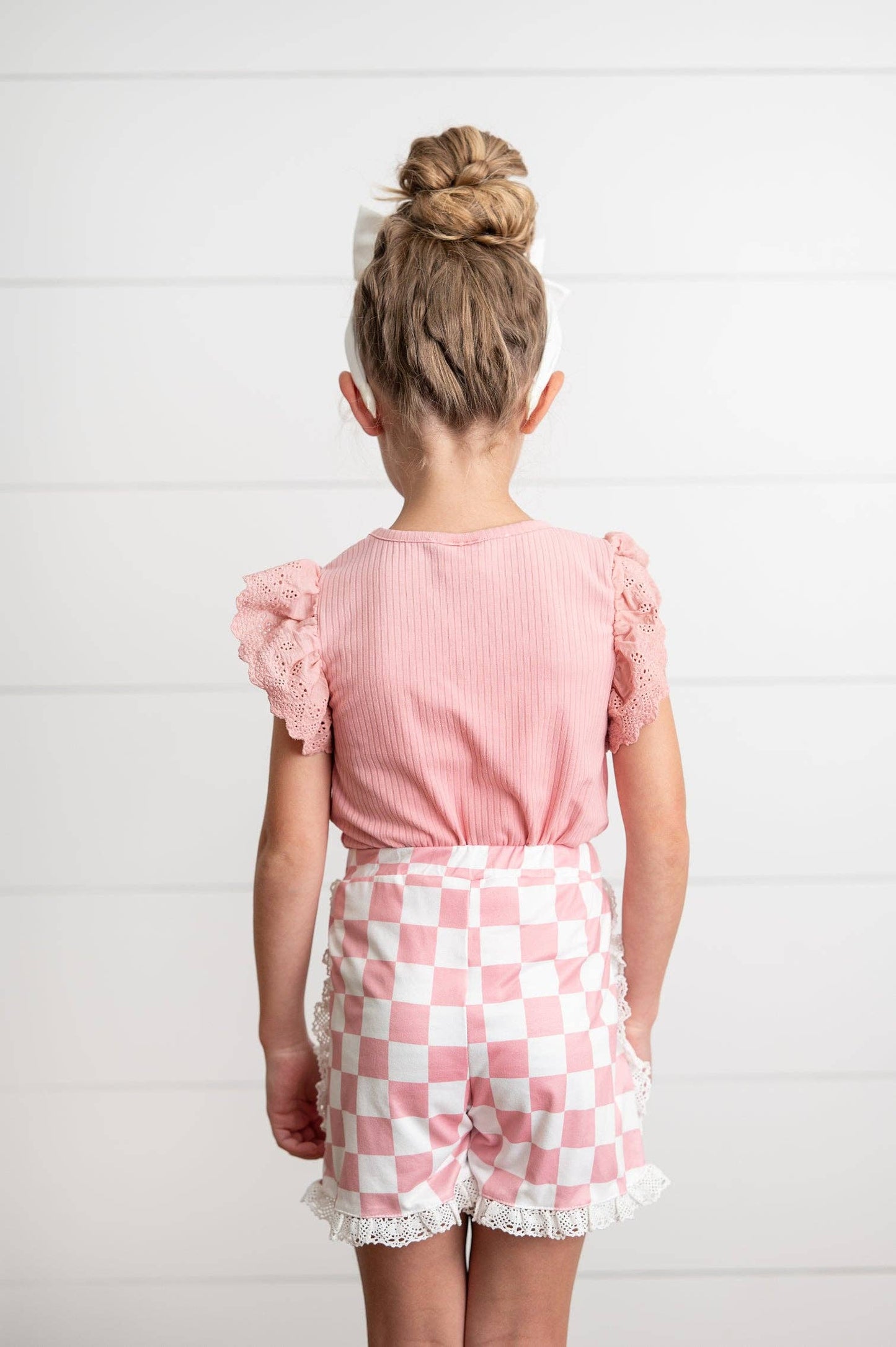 Girls Pink Lace Checkered Ruffle Short Set